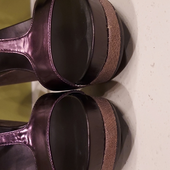 Ralph Lauren Bronze Platform Wedge Sandals. 6.5 - Picture 6 of 14